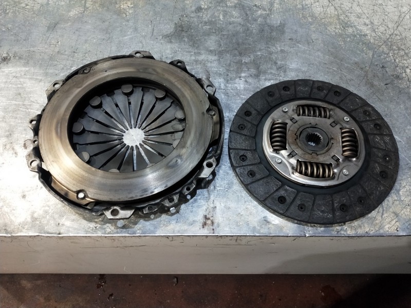 Recambio de kit embrague para fiat ducato caja cerrada 11 (desde 03.02) 2.0 jtd  batalla 2850 mm referencia OEM IAM   