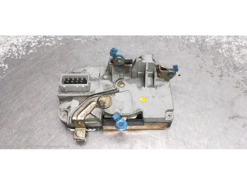 Recambio de motor cierre centralizado delantero derecho para citroen xantia berlina 1.9 td sx referencia OEM IAM   