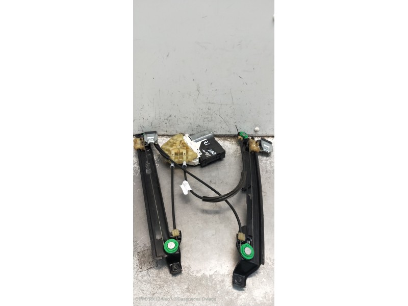 Recambio de elevalunas delantero izquierdo para seat leon (1p1) reference referencia OEM IAM 1K0959793L 1T0959701F 