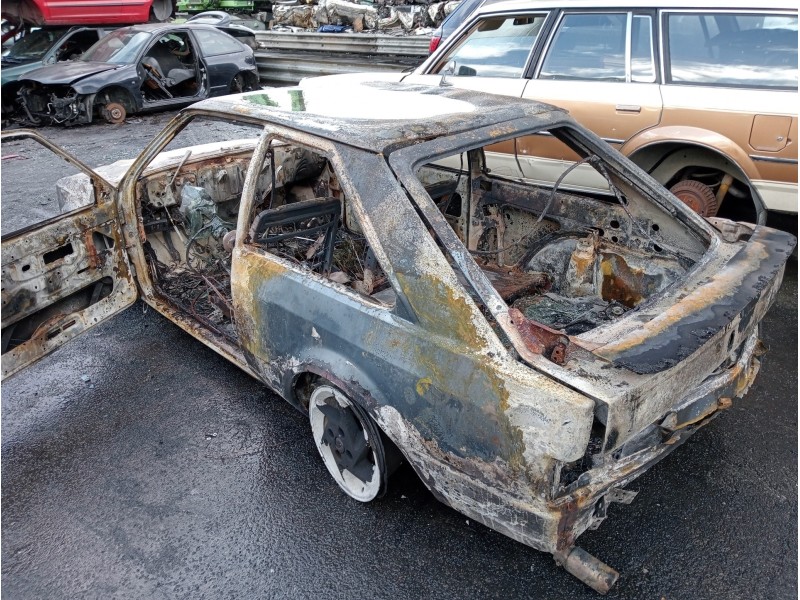 ford escort berlina del año 1989