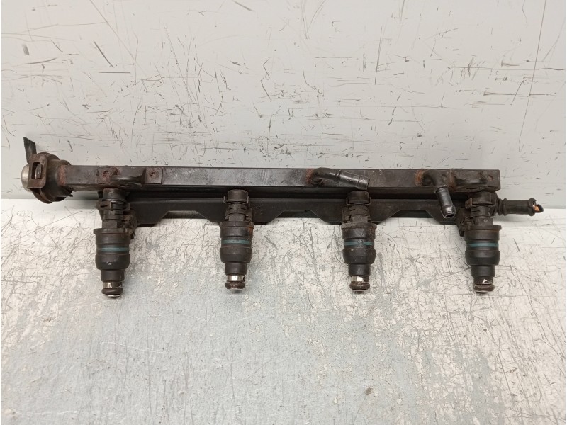 Recambio de rampa inyectora para bmw serie 3 compacto (e36) 1.6 cat referencia OEM IAM 1734355  