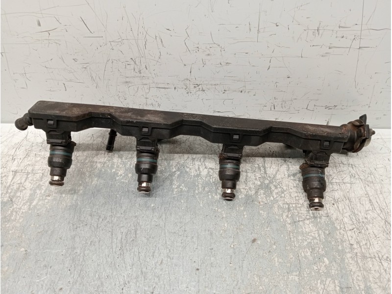 Recambio de rampa inyectora para bmw serie 3 compacto (e36) 1.6 cat referencia OEM IAM 1734355  