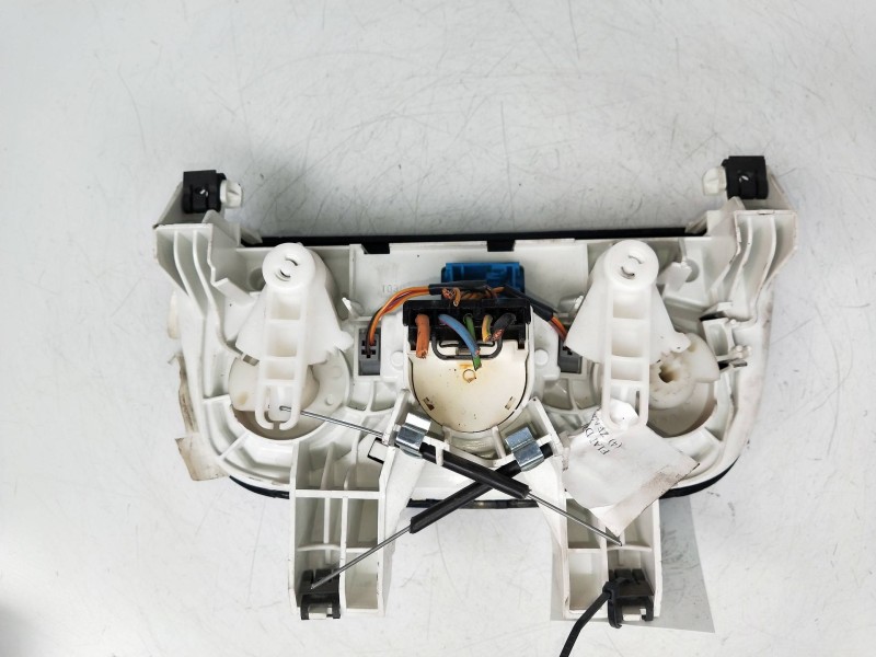 Recambio de mando calefaccion / aire acondicionado para fiat doblo dynamic referencia OEM IAM 07354919640E  