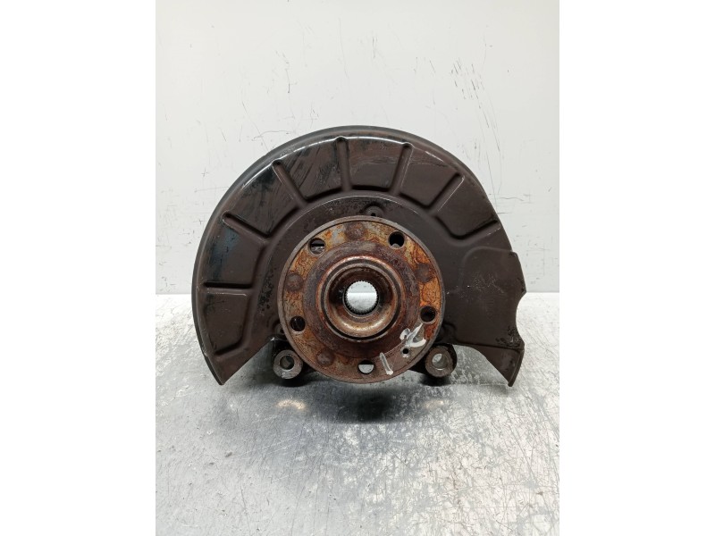 Recambio de mangueta delantera izquierda para volkswagen passat lim. (362) 1.6 tdi dpf referencia OEM IAM   