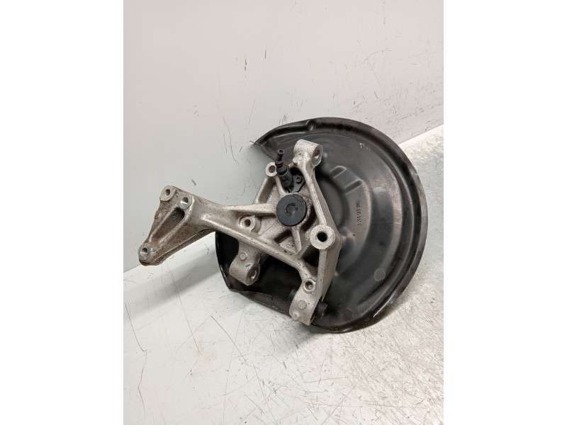 Recambio de mangueta trasera derecha para volkswagen passat lim. (362) 1.6 tdi dpf referencia OEM IAM   
