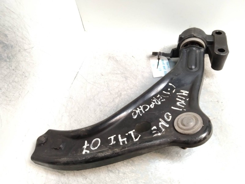 Recambio de brazo suspension inferior delantero derecho para bmw mini (r56) 1.4 16v cat referencia OEM IAM   