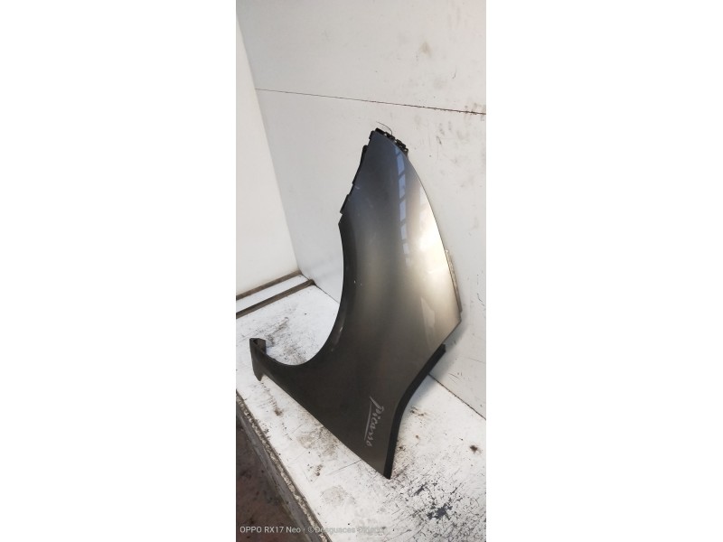 Recambio de aleta delantera izquierda para citroen c4 picasso exclusive referencia OEM IAM   