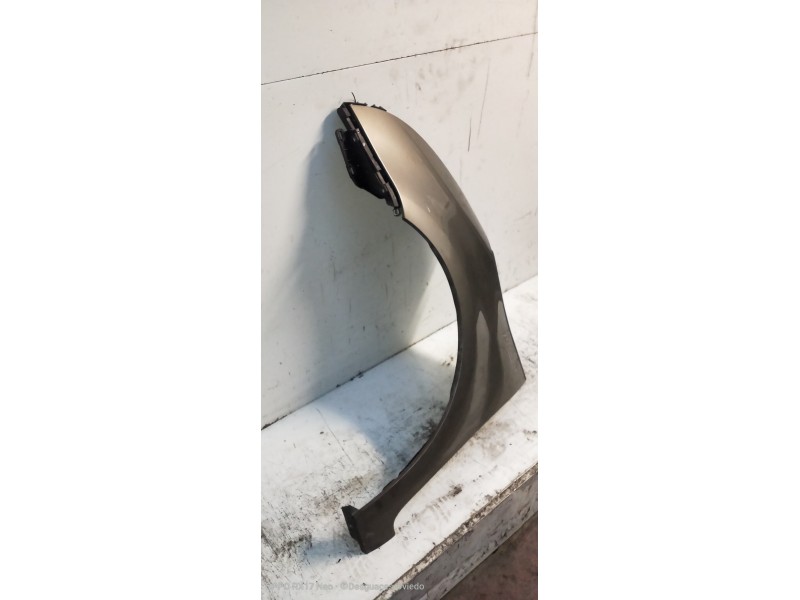 Recambio de aleta delantera izquierda para citroen c4 picasso exclusive referencia OEM IAM   