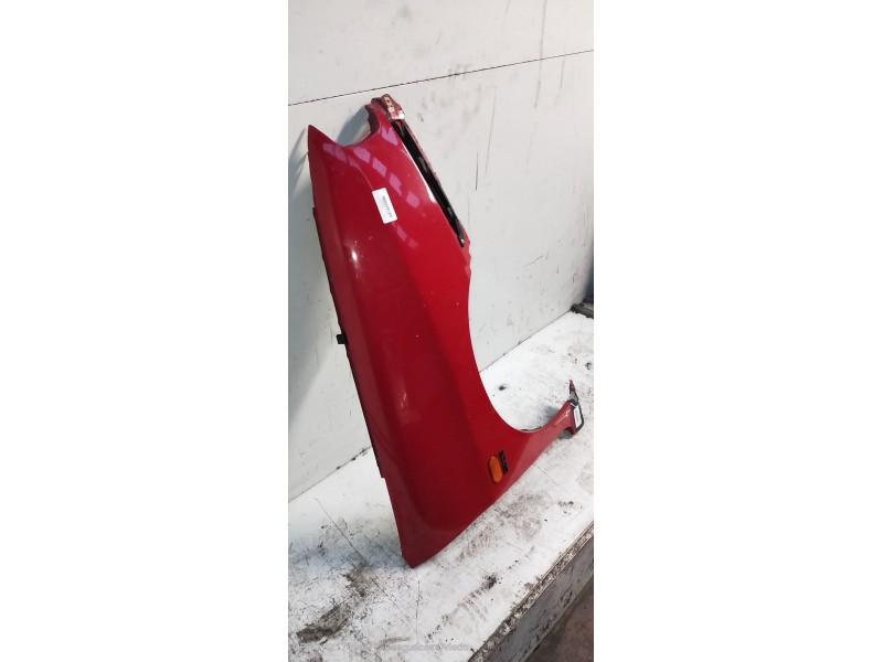 Recambio de aleta delantera derecha para seat cordoba vario (6k5) sxe referencia OEM IAM   