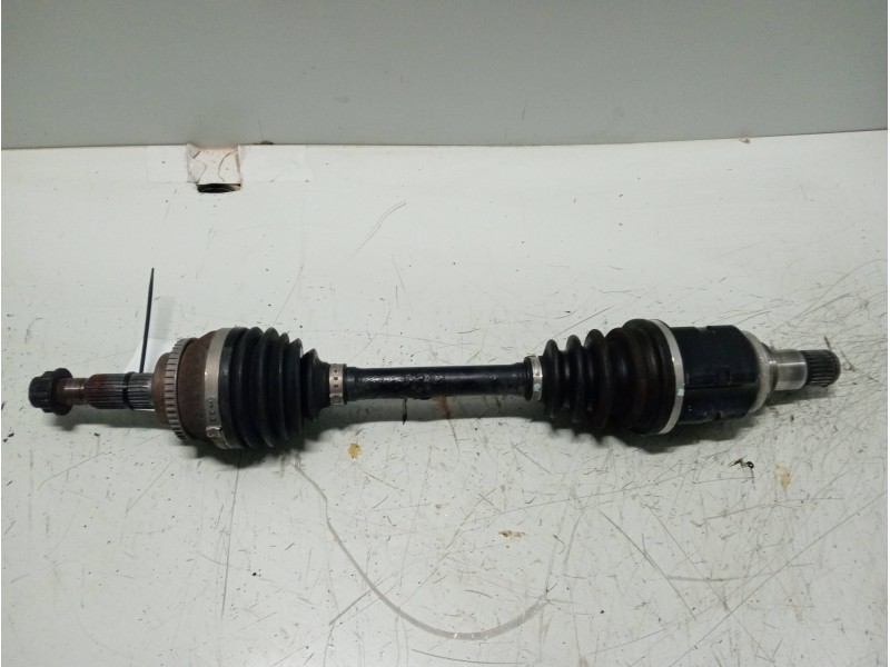 Recambio de transmision delantera izquierda para toyota avensis wagon (t25) 2.0 d-4d executive referencia OEM IAM   