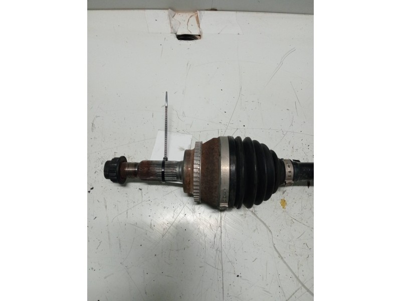 Recambio de transmision delantera izquierda para toyota avensis wagon (t25) 2.0 d-4d executive referencia OEM IAM   