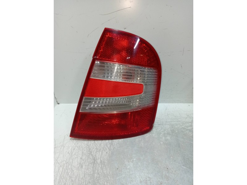 Recambio de piloto trasero derecho para skoda fabia (6y2/6y3) 1.9 sdi cat (asy) referencia OEM IAM 6Y6945112  