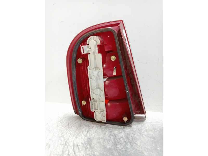 Recambio de piloto trasero derecho para skoda fabia (6y2/6y3) classic referencia OEM IAM 6Y6945096 6Y6945112 