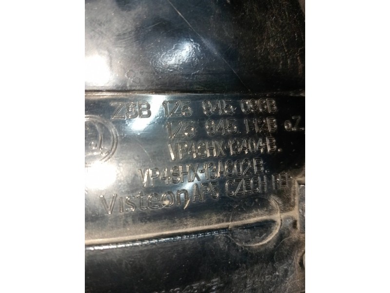 Recambio de piloto trasero derecho para skoda octavia berlina (1z3) collection referencia OEM IAM 1Z5945112 1Z5945096 