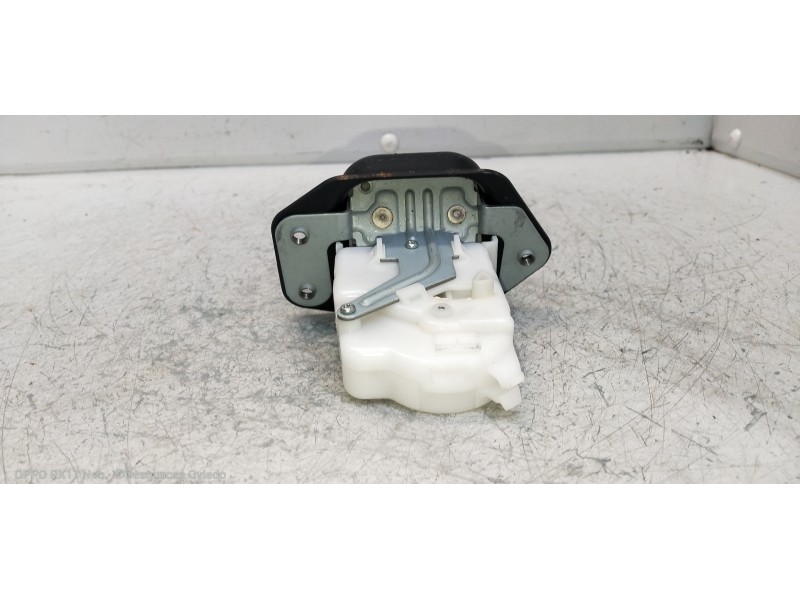 Recambio de motor cierre centralizado porton para nissan x-trail (t32) 360 referencia OEM IAM   