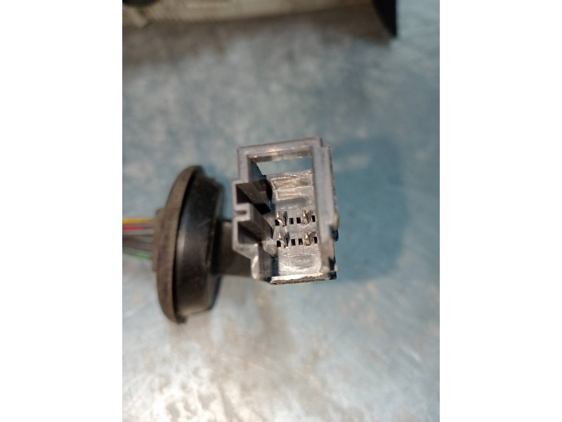 Recambio de piloto trasero derecho para skoda suberb (3t4) elegance referencia OEM IAM 3T5945096  