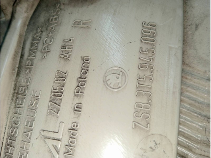 Recambio de piloto trasero derecho para skoda suberb (3t4) elegance referencia OEM IAM 3T5945096  