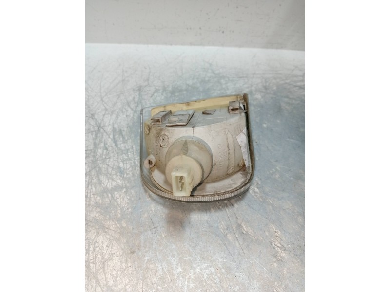 Recambio de piloto delantero izquierdo para skoda pickup básico referencia OEM IAM   