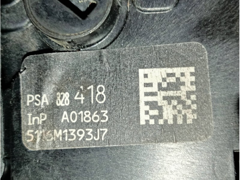 Recambio de motor cierre centralizado trasero izquierdo para peugeot partner kombi referencia OEM IAM 828418  6P