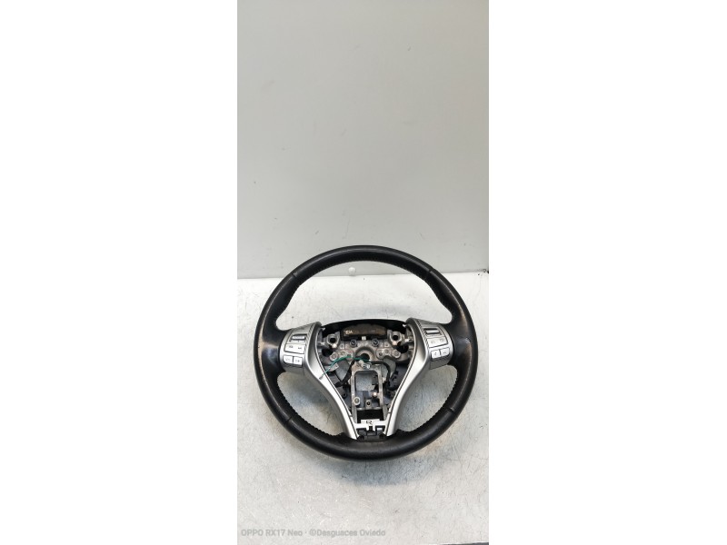 Recambio de volante para nissan x-trail (t32) 360 referencia OEM IAM   