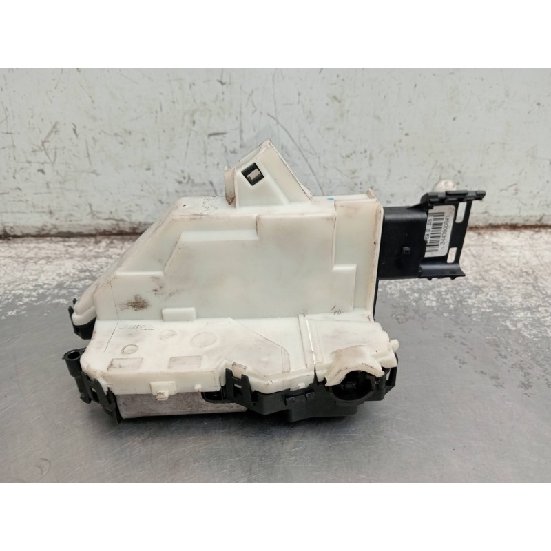 Recambio de motor cierre centralizado trasero derecho para peugeot partner kombi referencia OEM IAM 828423 6P LATERAL (PUERTA CO