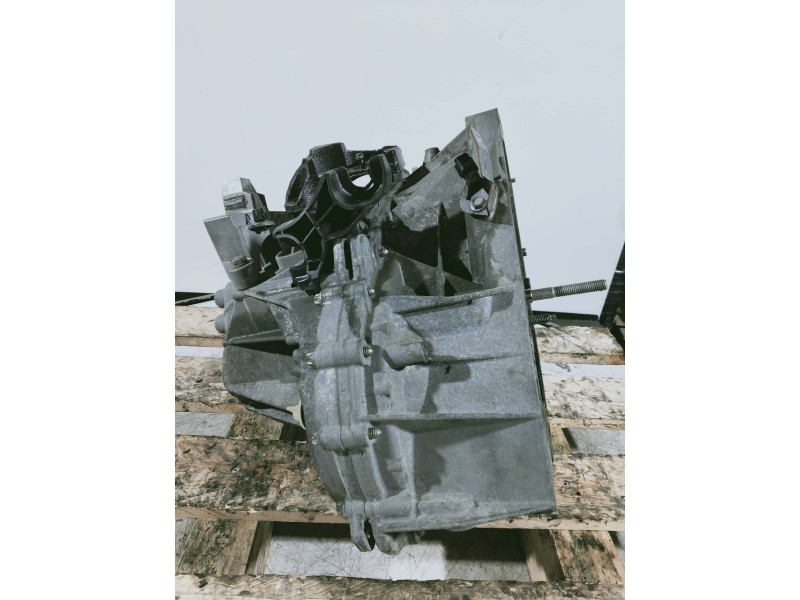 Recambio de caja cambios para renault scenic iii referencia OEM IAM TL4A054 S006631 6V