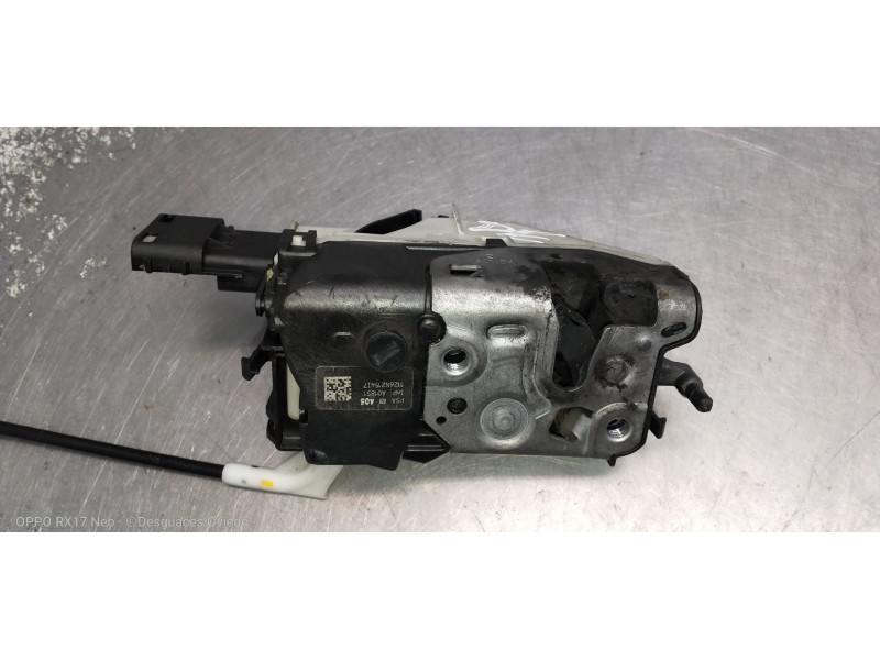 Recambio de motor cierre centralizado delantero derecho para peugeot partner kombi referencia OEM IAM 828405  6P