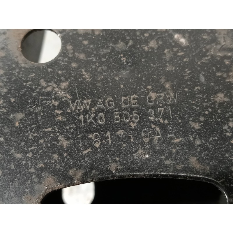 Recambio de brazo suspension inferior trasero derecho para volkswagen passat lim. (362) 1.6 tdi dpf referencia OEM IAM 1K0505371