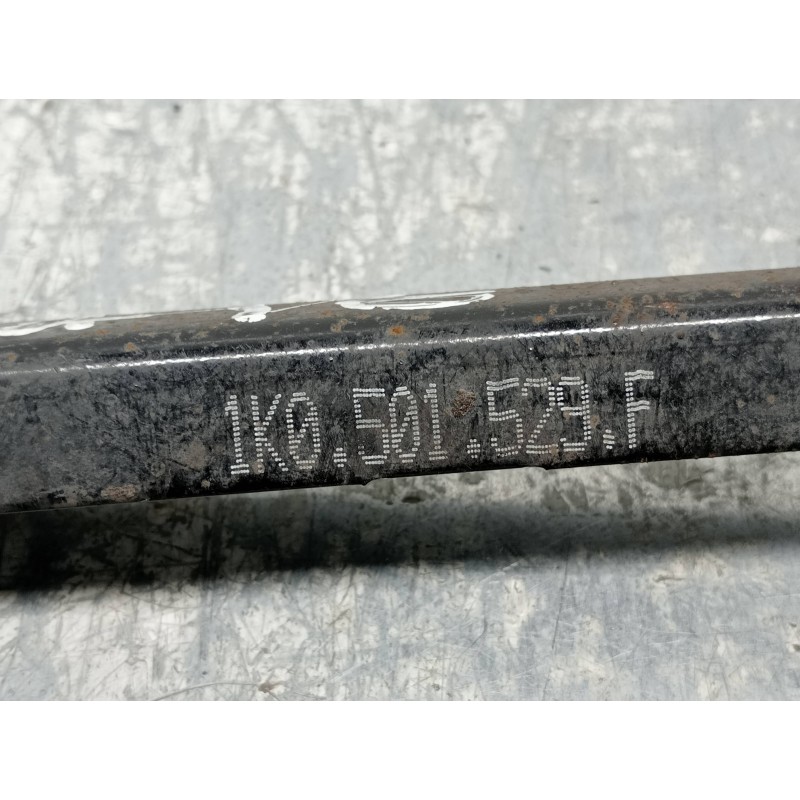 Recambio de brazo suspension superior trasero izquierdo para volkswagen passat lim. (362) 1.6 tdi dpf referencia OEM IAM 1K05015