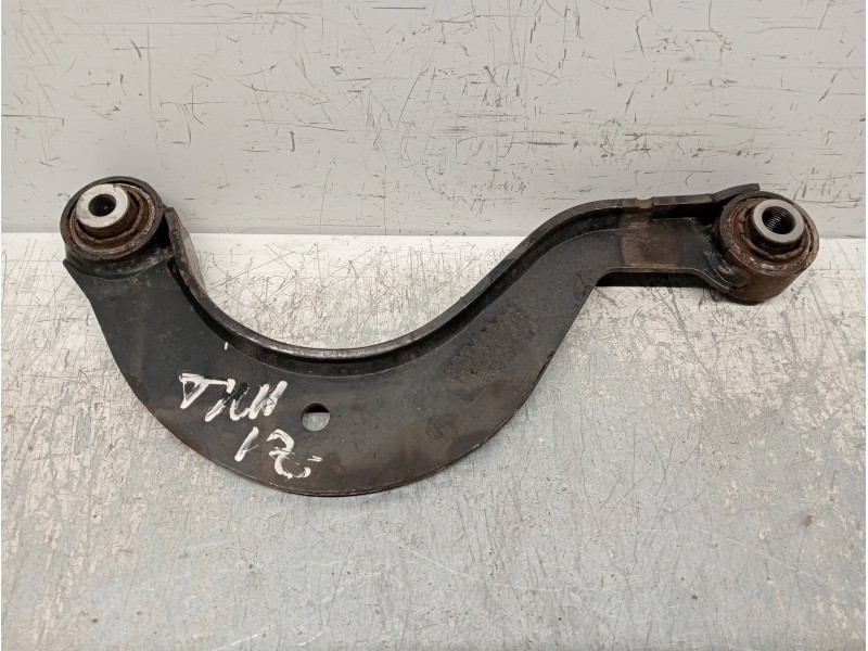 Recambio de brazo suspension superior trasero izquierdo para volkswagen passat lim. (362) 1.6 tdi dpf referencia OEM IAM 1K05053