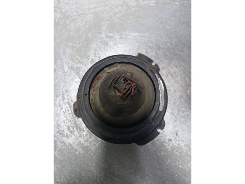Recambio de faro derecho para mitsubishi montero (l040) 2500 td (2-ptas.) referencia OEM IAM   