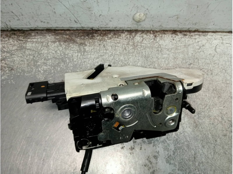 Recambio de motor cierre centralizado delantero derecho para citroen c4 picasso exclusive referencia OEM IAM 24094158 24095158 2