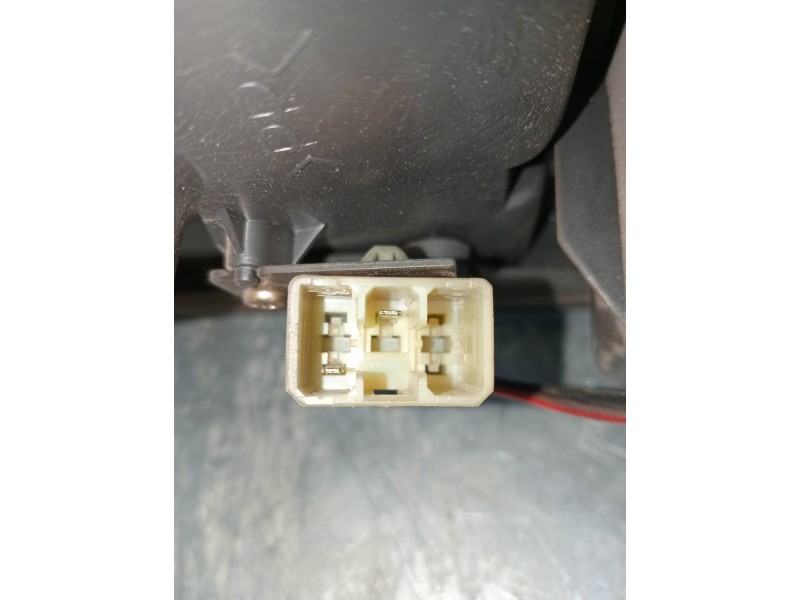 Recambio de piloto trasero derecho interior para ssangyong musso referencia OEM IAM   
