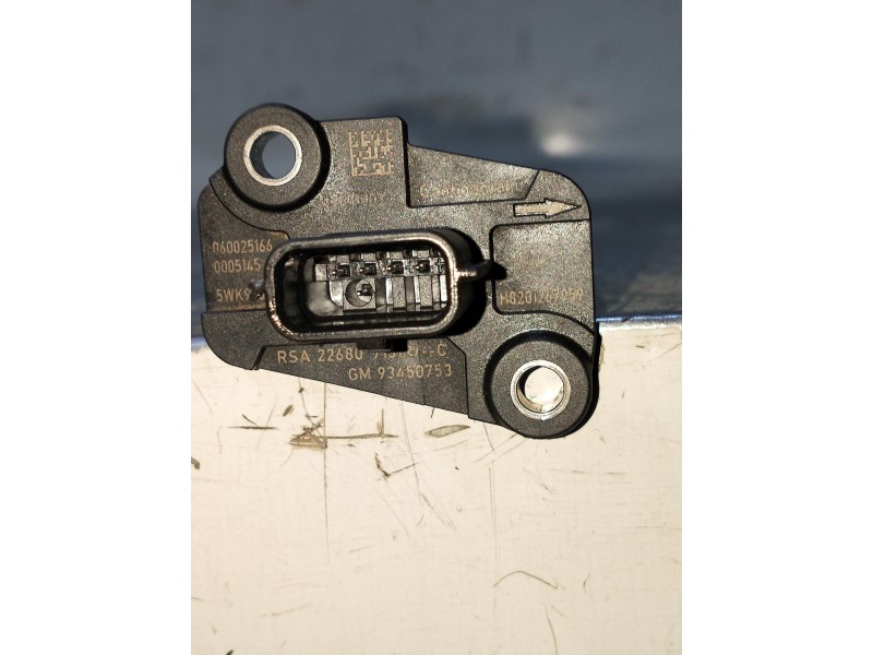 Recambio de caudalimetro para nissan x-trail (t32) 360 referencia OEM IAM 5WK98504 H8201267959 