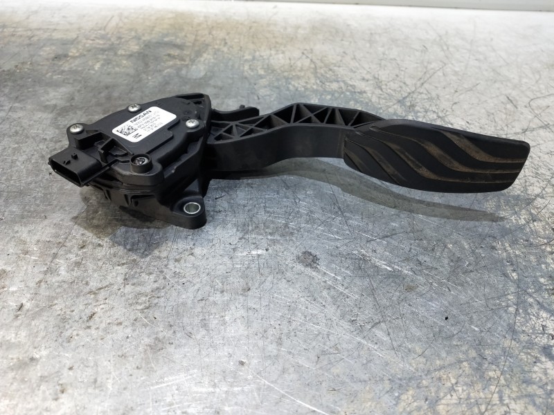 Recambio de potenciometro pedal para nissan x-trail (t32) 360 referencia OEM IAM 180024BA0B 6PV00997815 