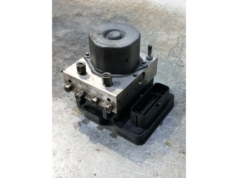 Recambio de abs para nissan x-trail (t32) 360 referencia OEM IAM 476604CB0A 0265956165 2265106452