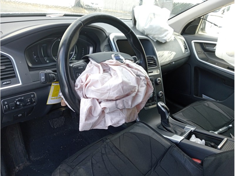 volvo xc60 del año 2015