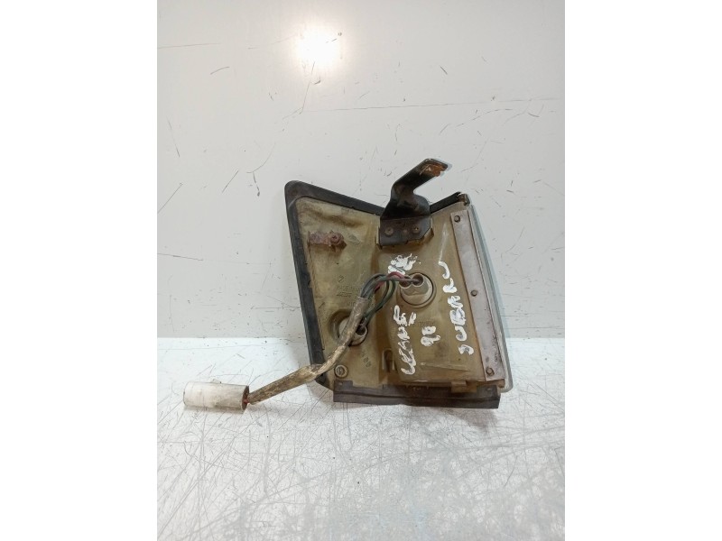 Recambio de piloto delantero izquierdo para subaru leone 1.8 referencia OEM IAM    Recambio de piloto delantero izquierdo para subaru leone 1.8 referencia OEM IAM