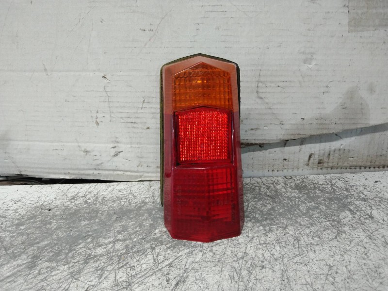 Recambio de piloto trasero derecho para citroen dyane dyane 6 referencia OEM IAM   