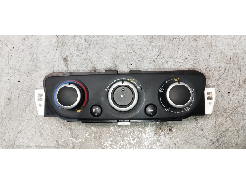 Recambio de mando calefaccion / aire acondicionado para renault scenic iii referencia OEM IAM E1072183A  