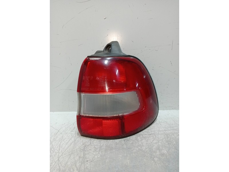 Recambio de piloto trasero derecho para suzuki baleno berlina sy (eg) 1.8 16v cat referencia OEM IAM   