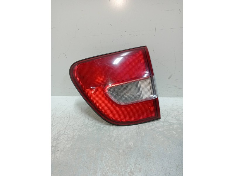 Recambio de piloto trasero derecho interior para suzuki baleno fam. sy (eg) 1.8 16v cat referencia OEM IAM   