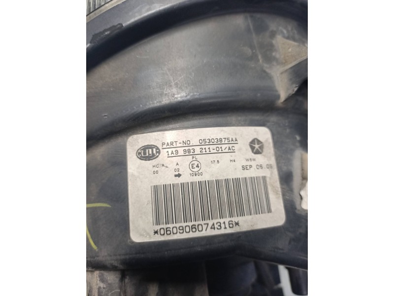 Recambio de faro izquierdo para jeep compass 2.4 16v cat referencia OEM IAM 05303875AA  