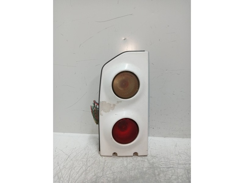 Recambio de piloto trasero izquierdo para santana 300 20hdi referencia OEM IAM   