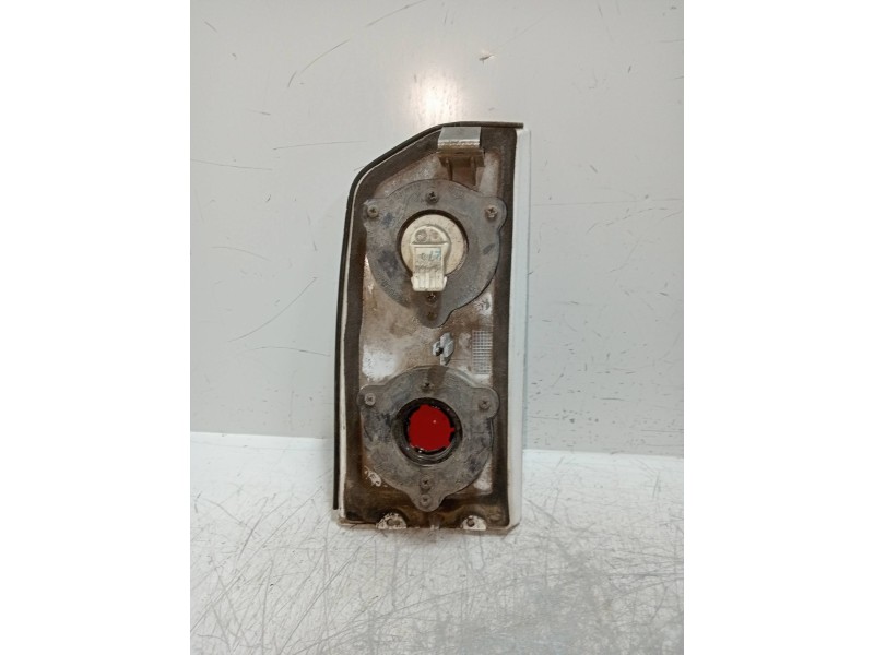 Recambio de piloto trasero derecho para santana 300 20hdi referencia OEM IAM   