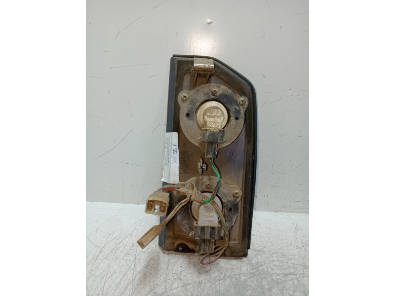 Recambio de piloto trasero izquierdo para santana 300 1.6 hdi referencia OEM IAM   