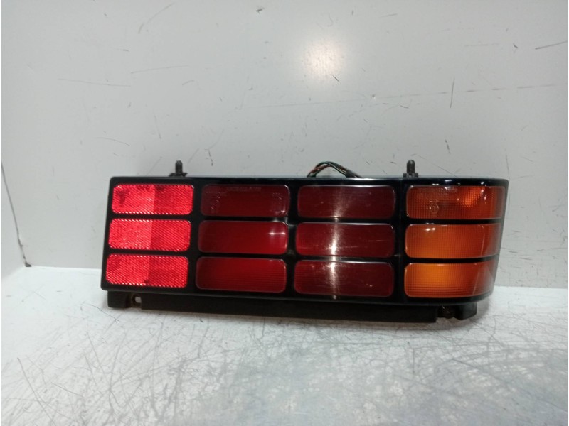 Recambio de piloto trasero izquierdo para suzuki swift sf berlina (ea) 1.3 cat referencia OEM IAM 22032232  