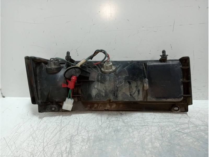Recambio de piloto trasero izquierdo para suzuki swift sf berlina (ea) 1.3 cat referencia OEM IAM 22032232  