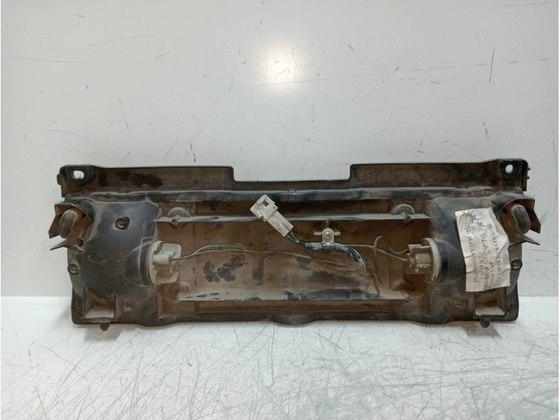 Recambio de piloto trasero central para suzuki swift sf berlina (ea) referencia OEM IAM   