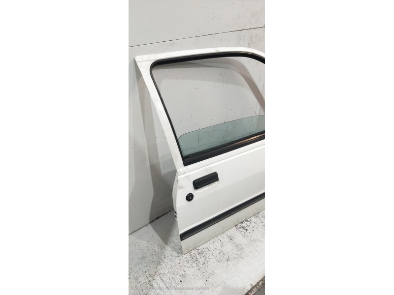 Recambio de puerta delantera derecha para ford fiesta berl./courier si referencia OEM IAM   3P